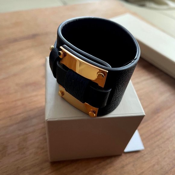 New in Box India Hicks The Lady P Cuff - Picture 1 of 2